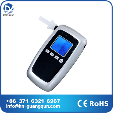 AT8100 portable breath alcohol analyzer Professional Electrochemical alcohol sensor producer